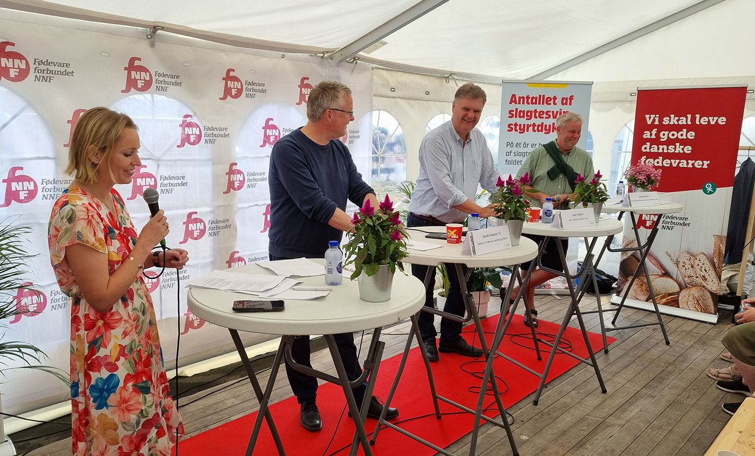 Debat mellem fødevareminister Jacob Jensen (V), koncernchef Jais Valeur og næstformand Jim Jensen.
