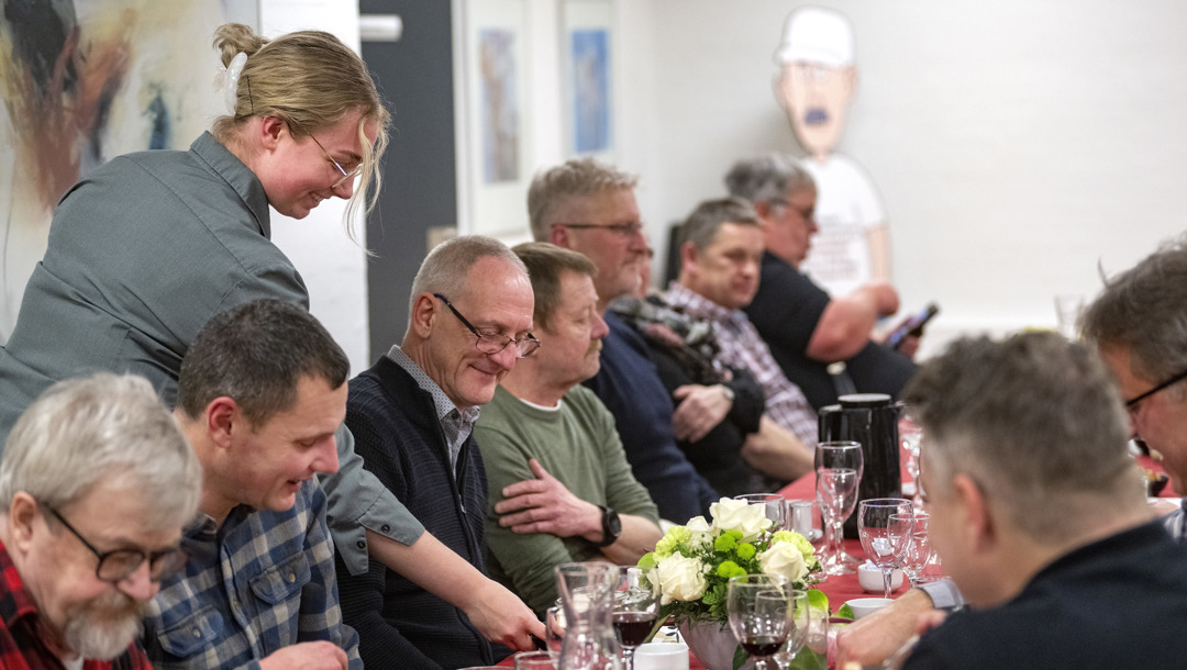 Der blev snakket og genopfrisket mange minder under jubilæumsfesten.